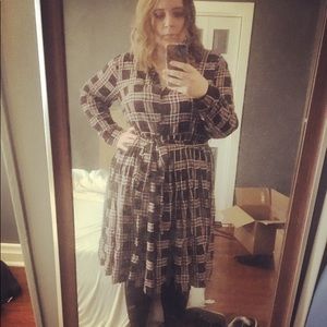 Meet your Posher, Mia